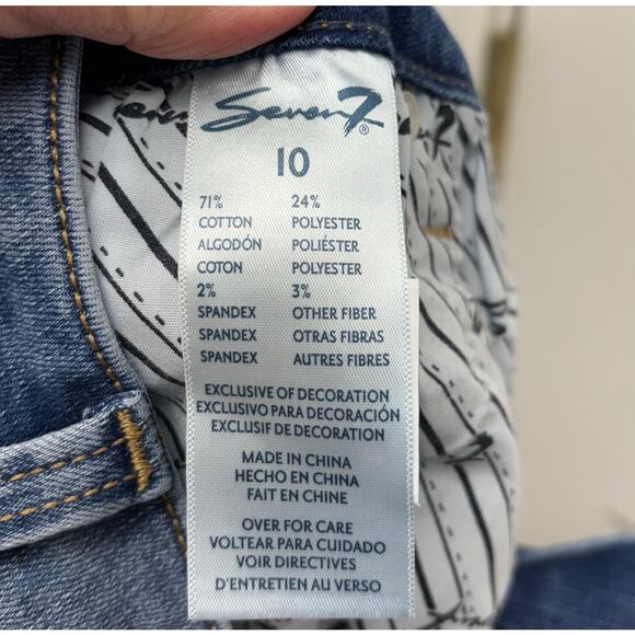 Seven7 Jean Shorts, Embroidered, Cut Offs, Weekend Short, Women's Size10 - Picture 5 of 5